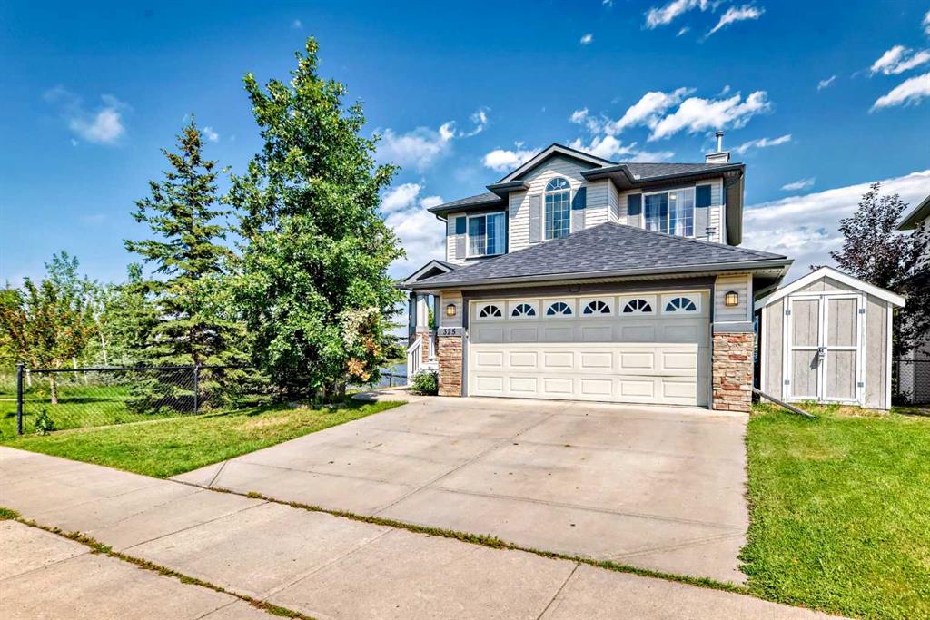 325 West Lakeview Drive, Chestermere, Alberta, T1X 1T2