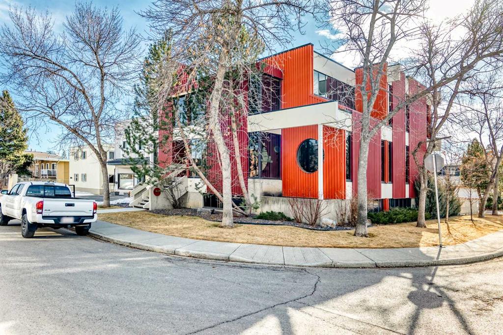 #200 2139 4 Avenue NW, Calgary, Alberta, T2N0N6