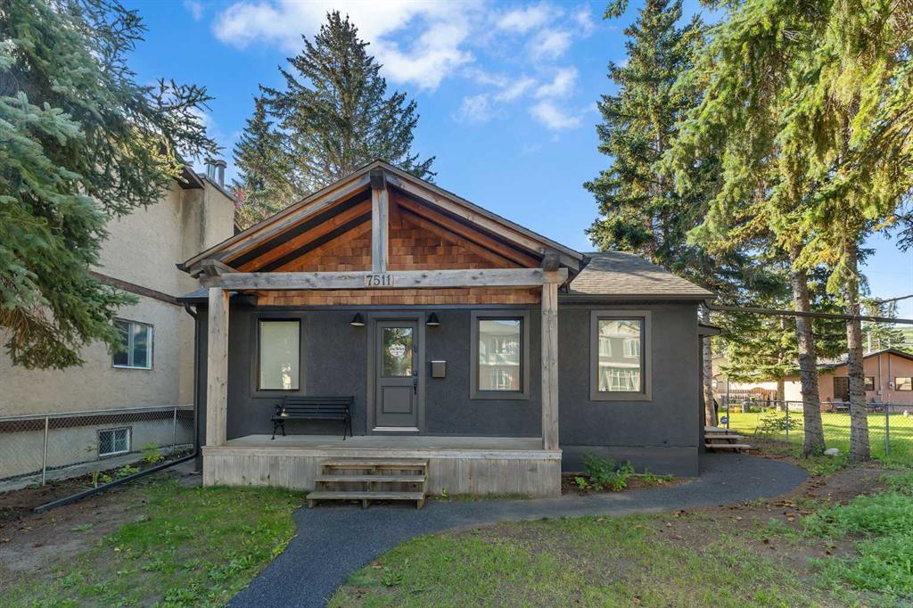7511 36 Avenue NW, Calgary, Alberta, T3B 1V2