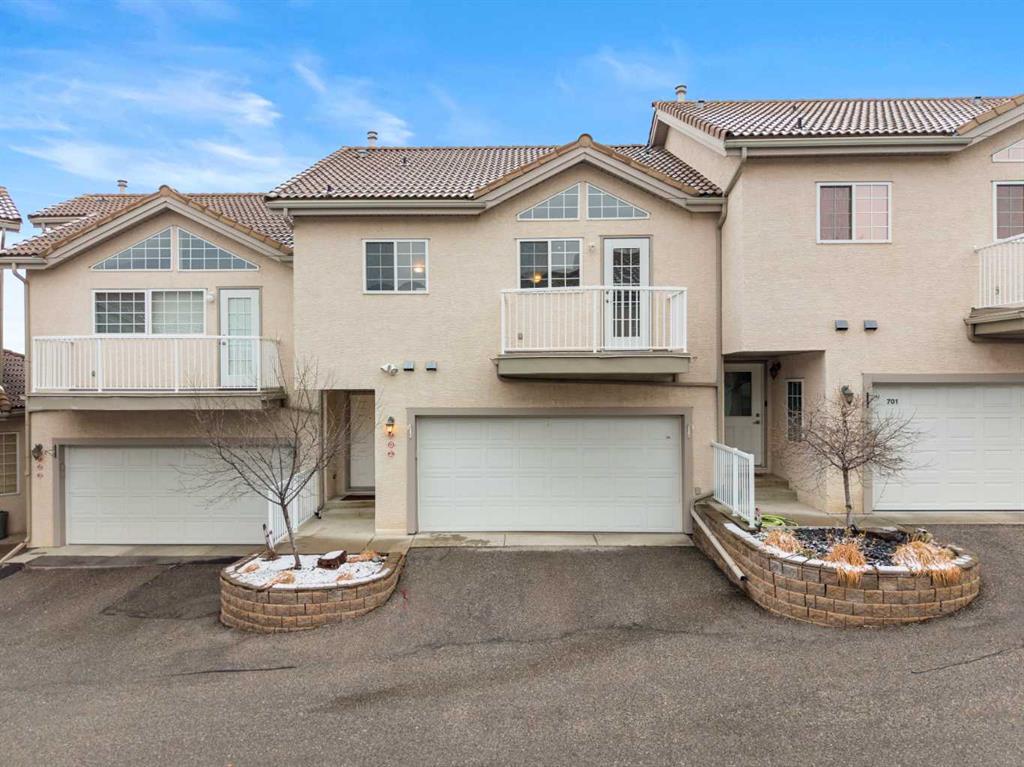 702 Patterson View SW, Calgary, Alberta, T3H 3J9