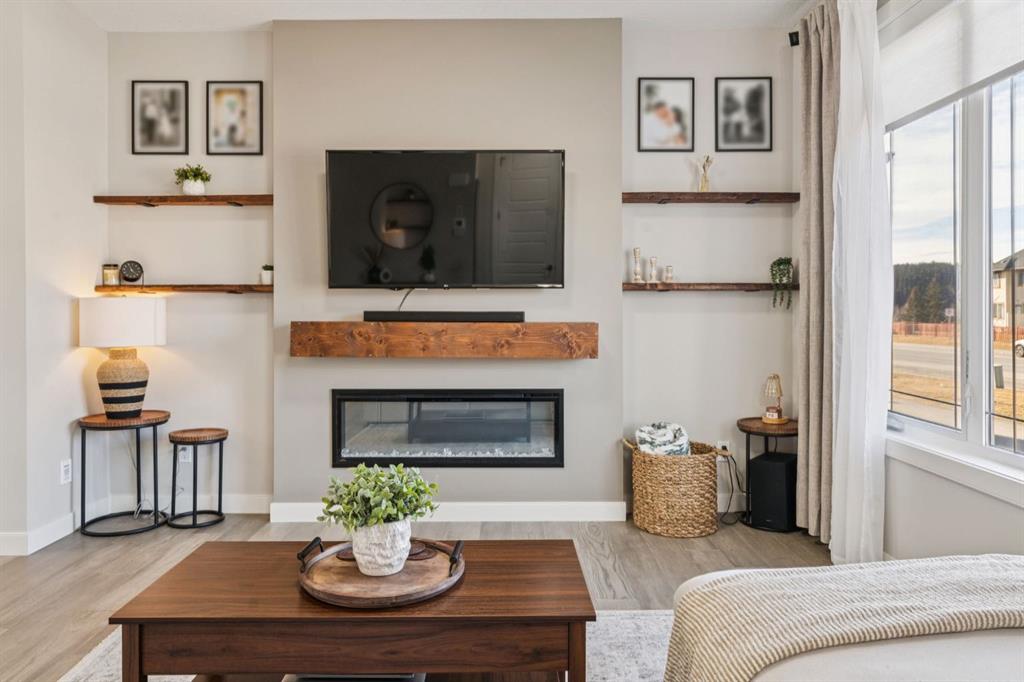 512 River Avenue, Cochrane, Alberta, T4C 3B8