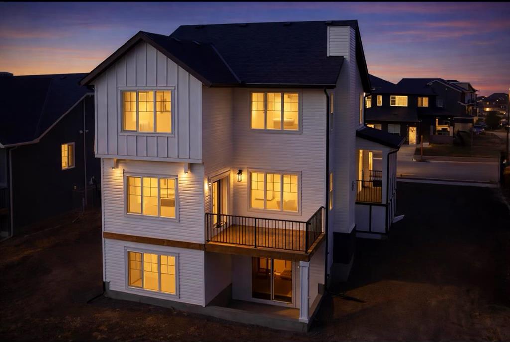 37 North Bridges Landing, Langdon, Alberta, T0J 1X3