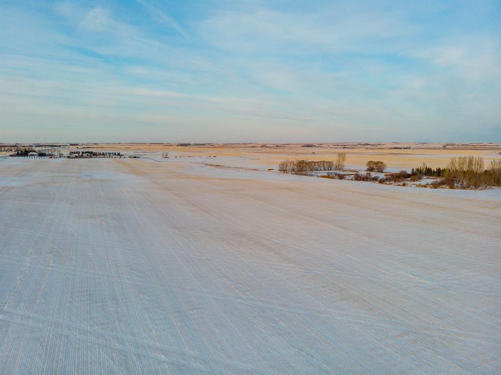 W4R26T25S16QNE Range Road 264 Range, Rural Wheatland County, Alberta, T0J 0Y0