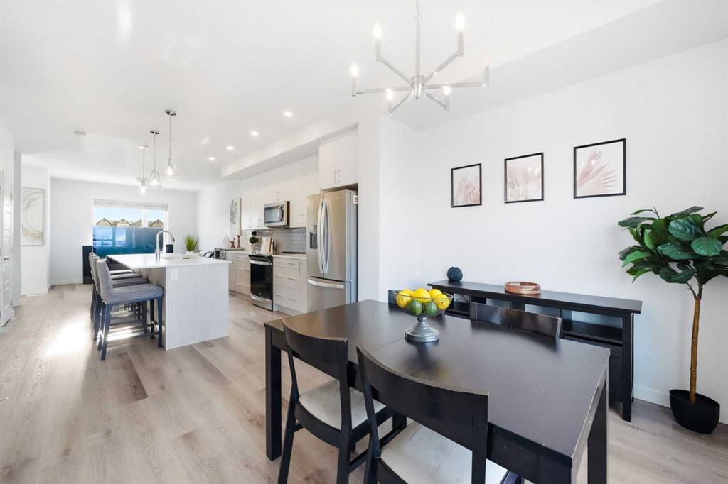 66 Evanscrest Manor NW, Calgary, Alberta, T2P 2A3