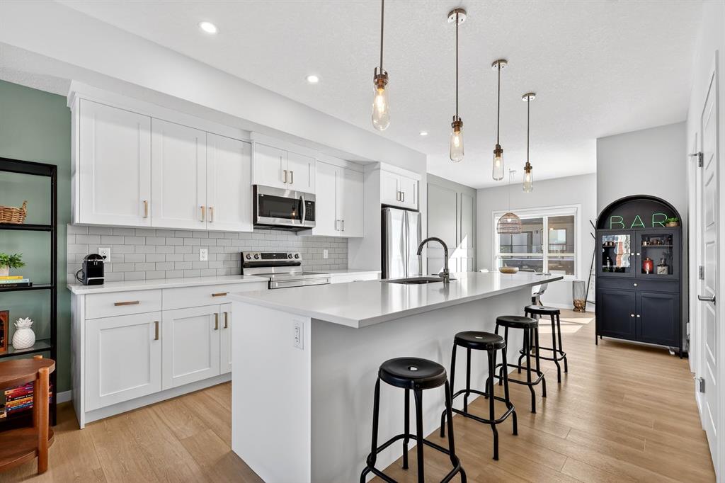 54 Cranbrook Gardens SE, Calgary, Alberta, T3M 3N9