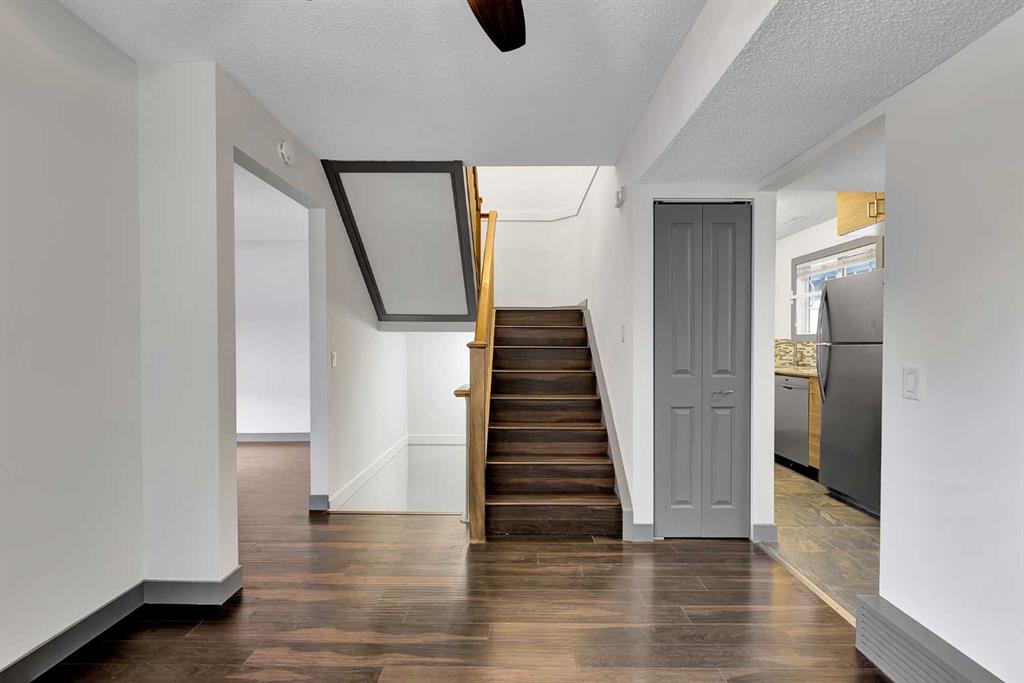 #1612 2520 Palliser Drive SW, Calgary, Alberta, T2V 4S9