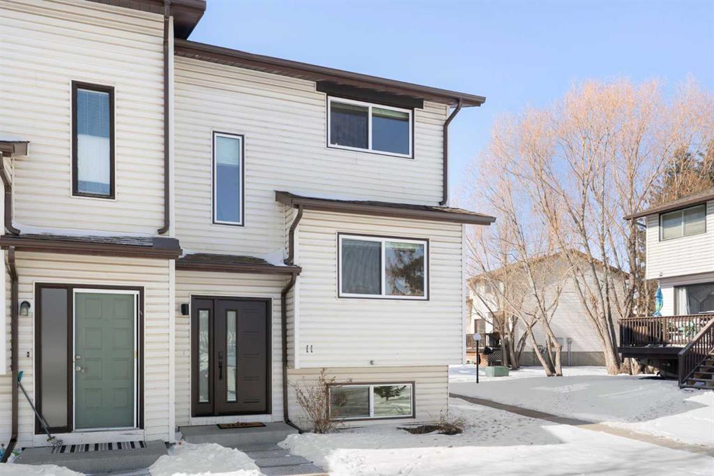 #11 73 Glenbrook Crescent, Cochrane, Alberta, T4C 1G1