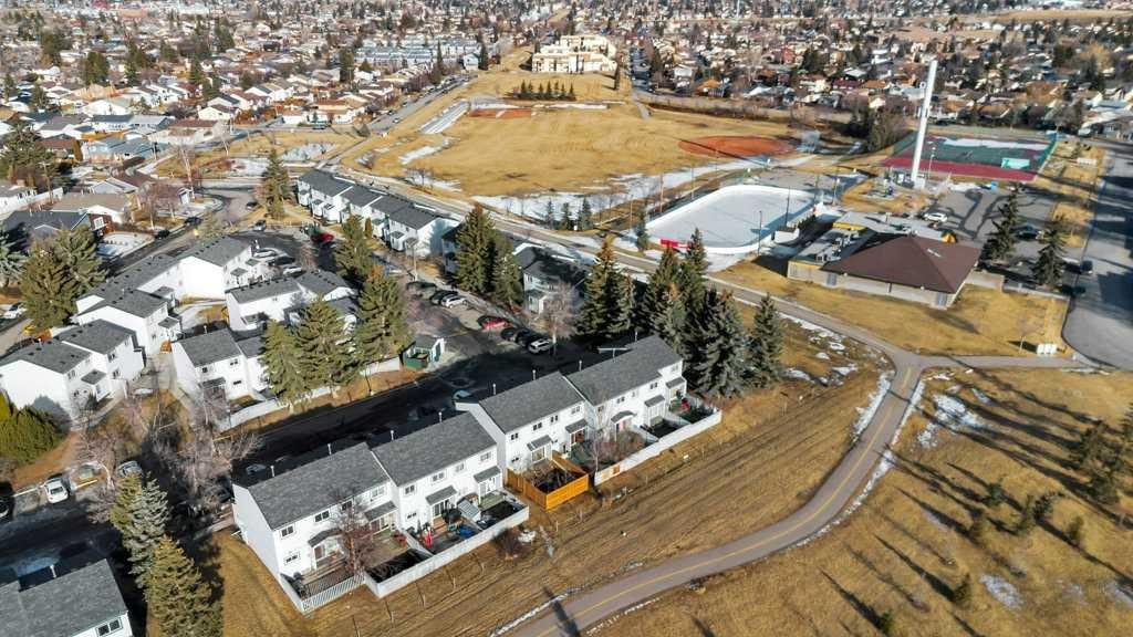 #29 131 Templehill Drive NE, Calgary, Alberta, T2Y 4T1