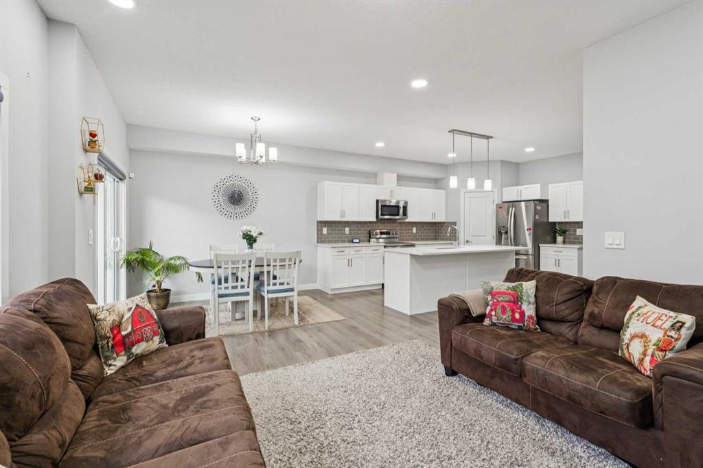 123 Walcrest Way SE, Calgary, Alberta, T2X 4G2