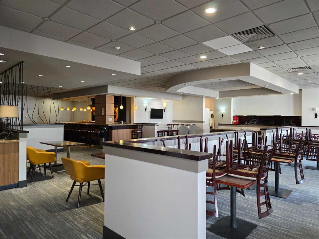 4206 Macleod Trail S, Calgary, Alberta, T2G 2R7