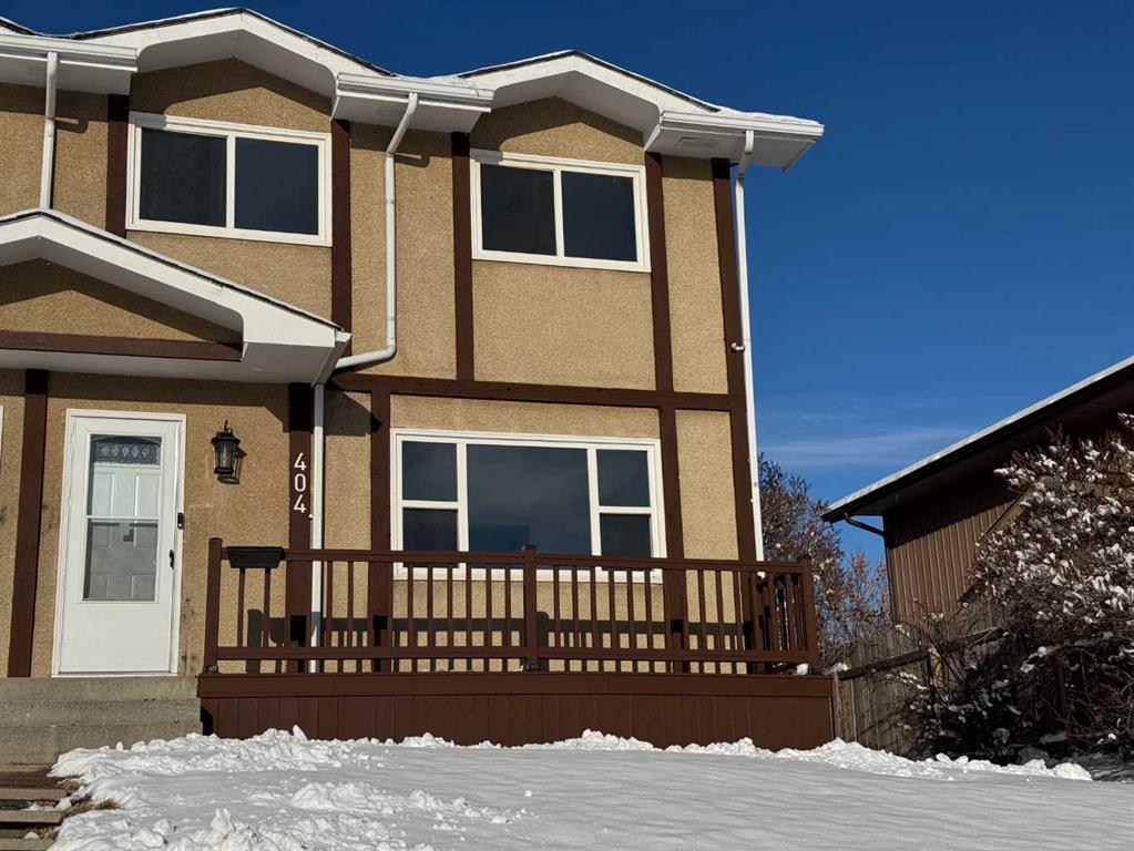 404 Pinehill Road NE, Calgary, Alberta, T1Y 2M6