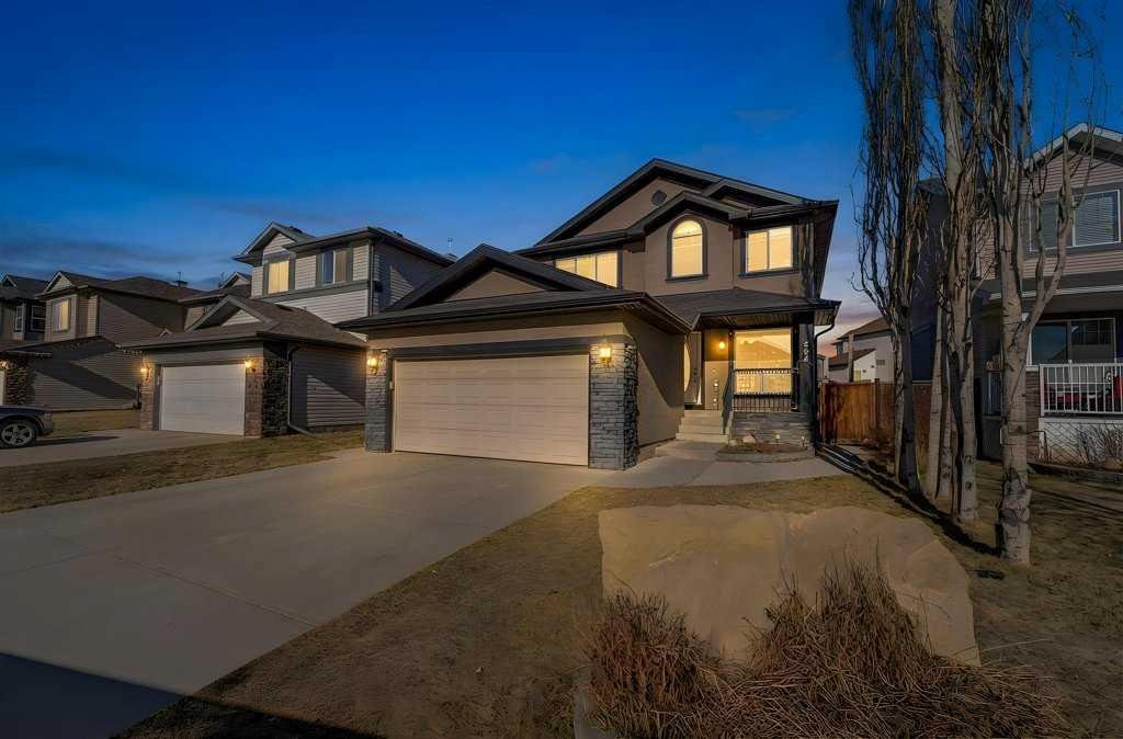 284 Hawkmere View, Chestermere, Alberta, T1X 1T7