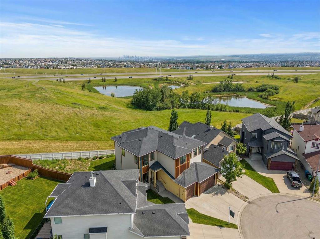 230 Royal Birch View NW, Calgary, Alberta, T3G 5J8