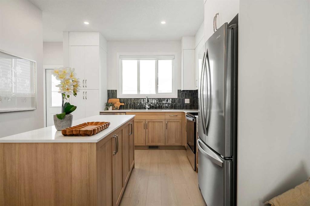 14406 15 Street NE, Calgary, Alberta, T3P 2T1