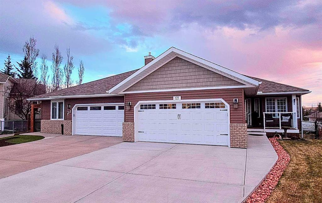 121 Sandstone Court, Okotoks, Alberta, T1S 1R2