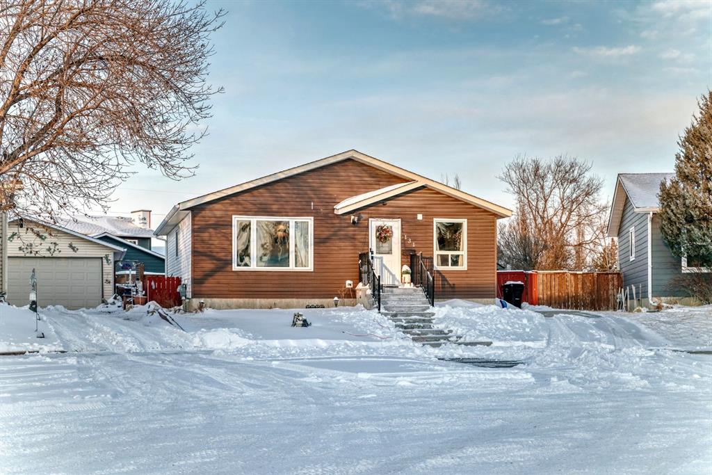 131 Huntstrom Drive NE, Calgary, Alberta, T2K5V6