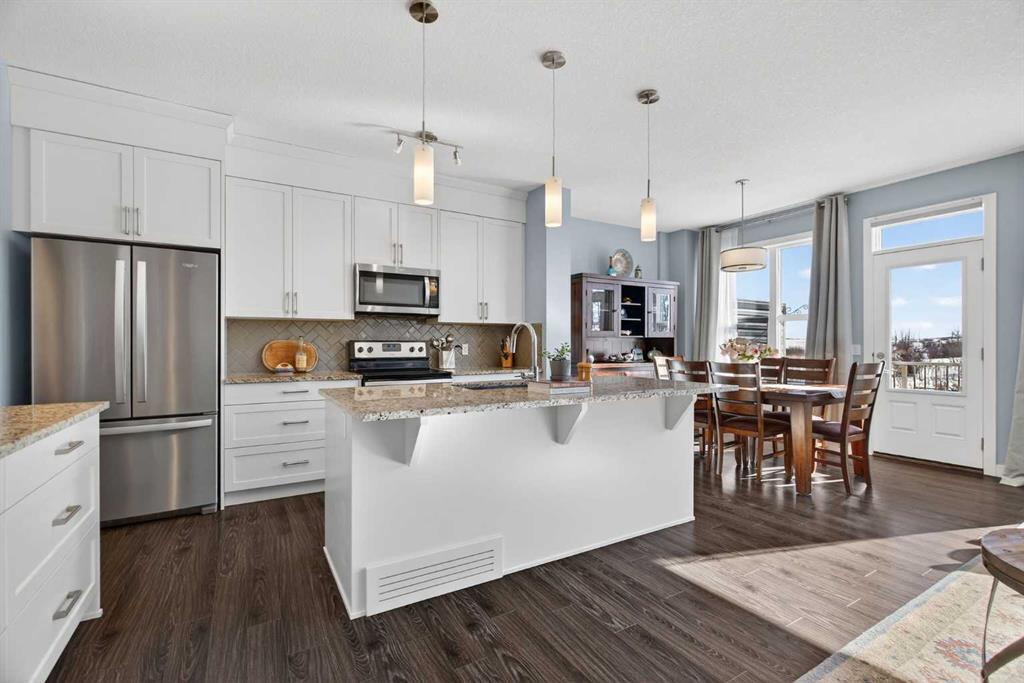 83 Fireside Crescent N, Cochrane, Alberta, T4C 2L5