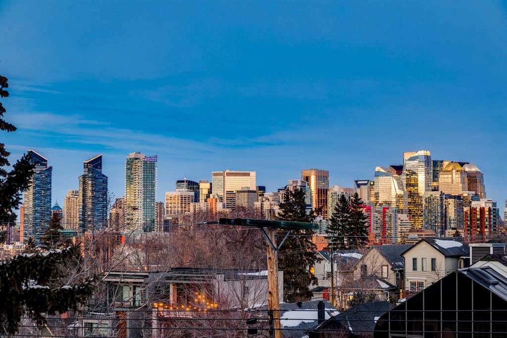 2126 18A Street SW, Calgary, Alberta, T2T 4W2