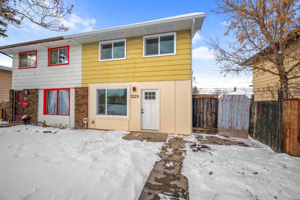 3229 Doverville Crescent SE, Calgary, Alberta, T2B 1T9