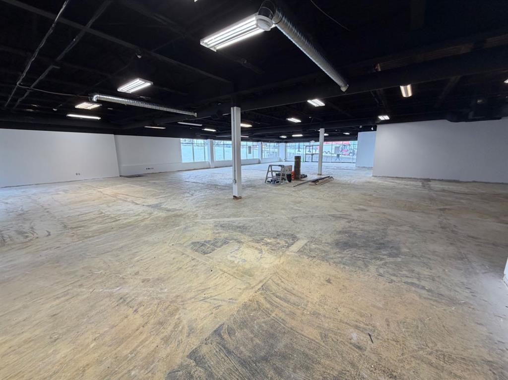 #D200 9737 Macleod Trail SW, Calgary, Alberta, T2J 0P6