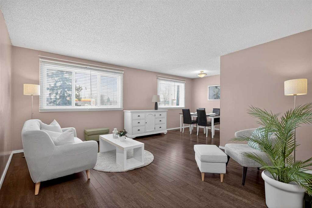 10304 Braeside Drive SW, Calgary, Alberta, T2W 1B4