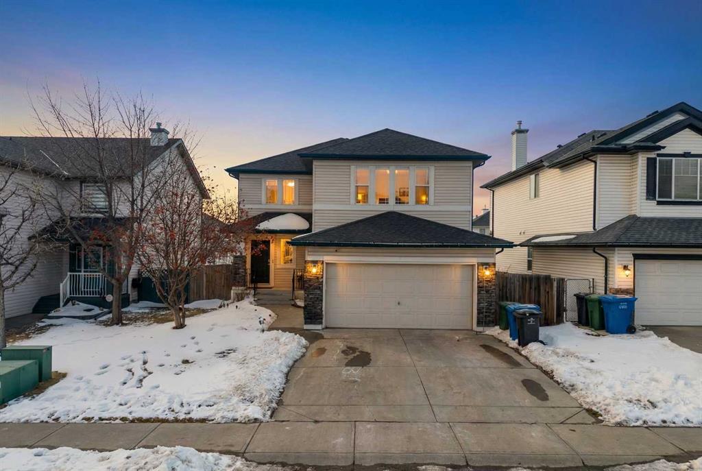 332 Oakmere Way, Chestermere, Alberta, T1X 1N3