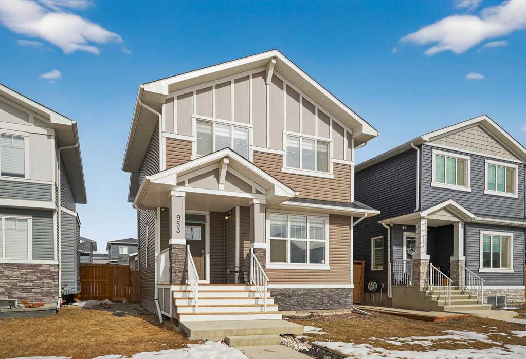 953 West Lakeview Drive, Chestermere, Alberta, T1X 2N3