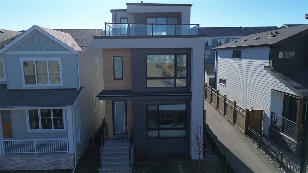 45 Treeline Avenue SW, Calgary, Alberta, T2Y 0R7