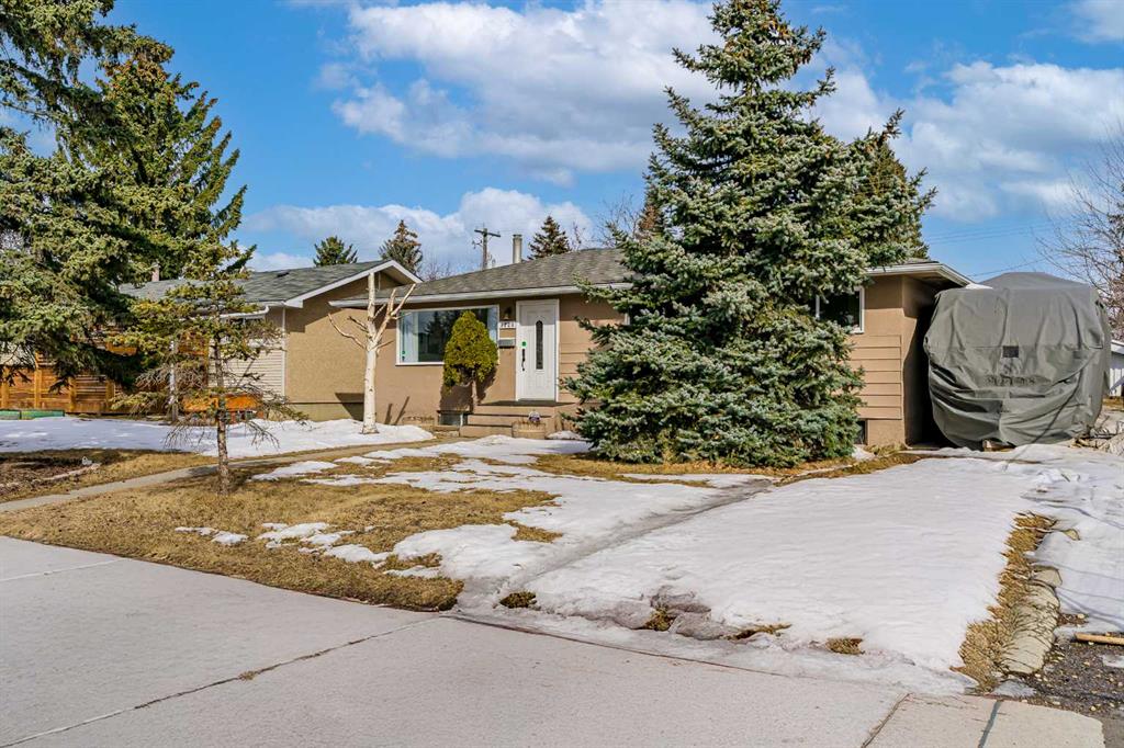 4224 Worcester Drive SW, Calgary, Alberta, T3C 3L4