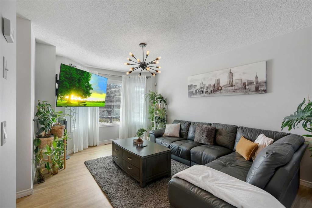 179 Saddlemead Road NE, Calgary, Alberta, T3J 4J3