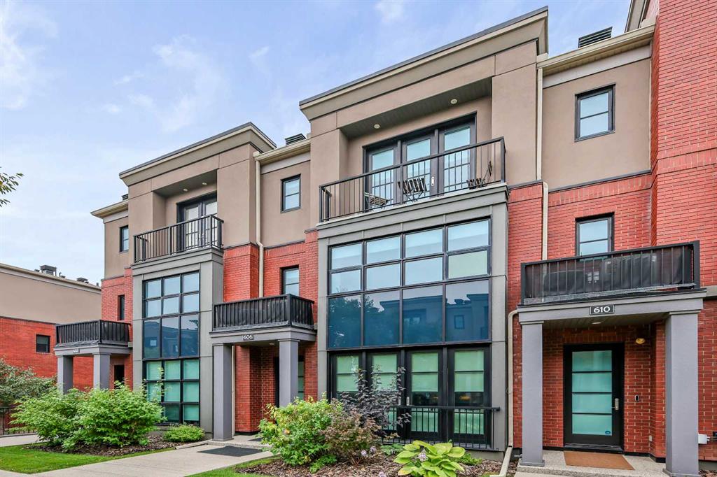 606 Aspen Meadows Hill SW, Calgary, Alberta, T3H 0G3