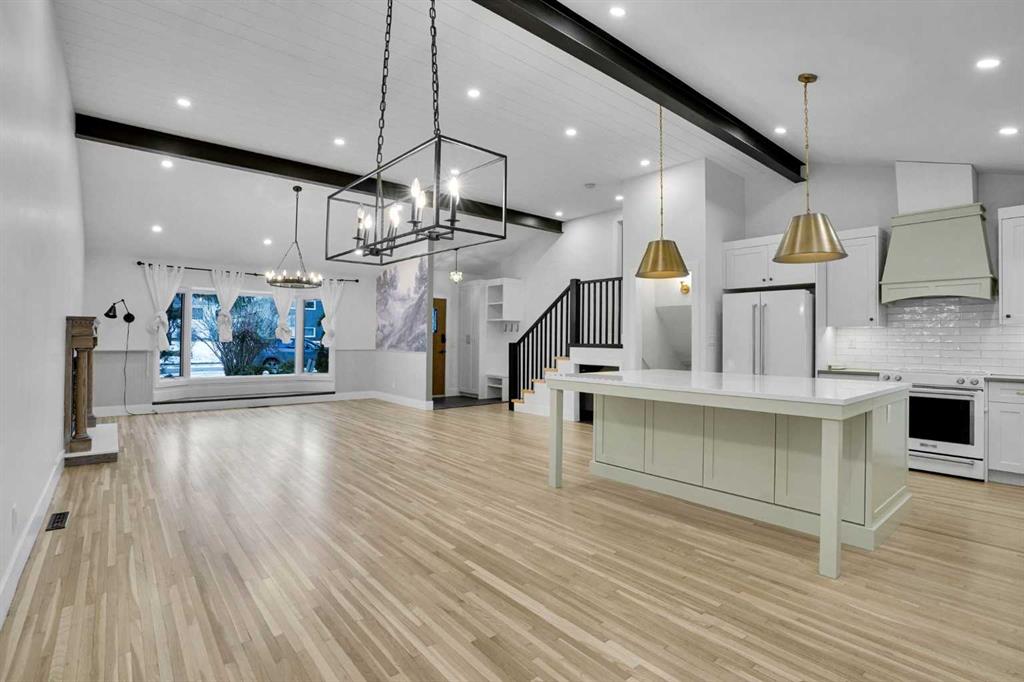 64 Hartford Road NW, Calgary, Alberta, T2K2A5