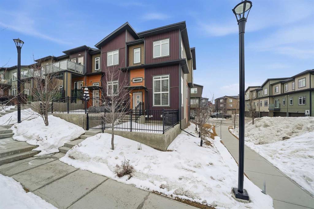 43 Sage Bluff Circle NW, Calgary, Alberta, T3R 1T5