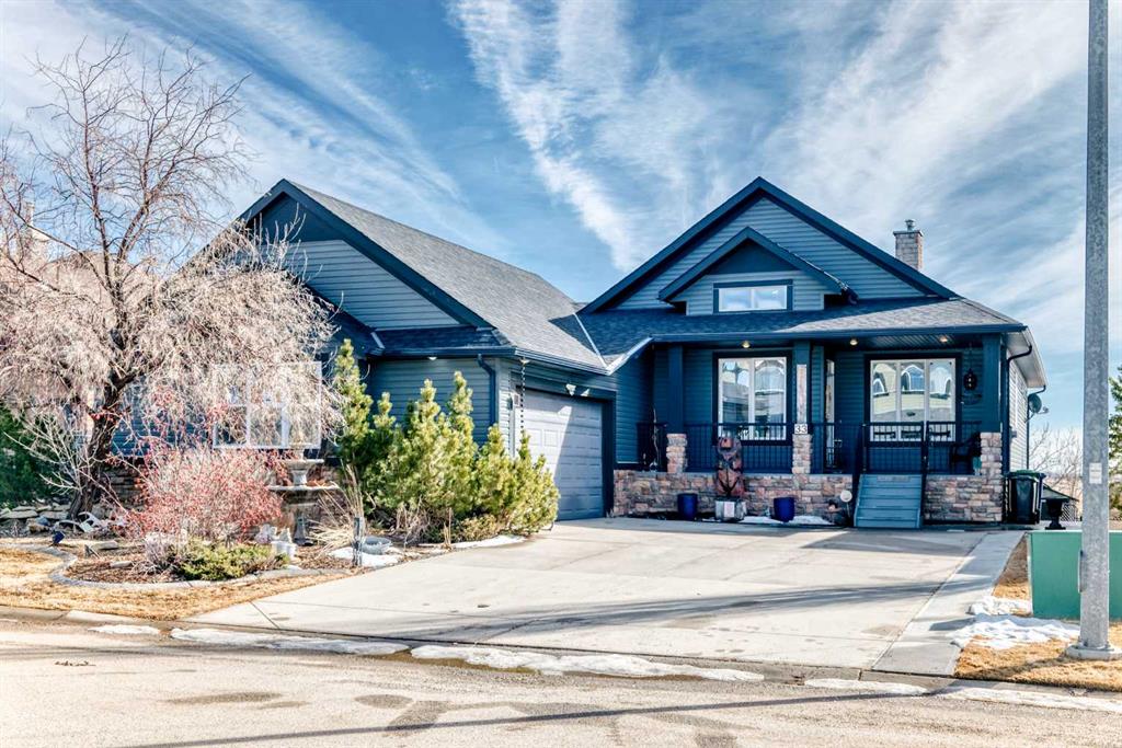 33 Boulder Creek Manor SE, Langdon, Alberta, T0J1X3