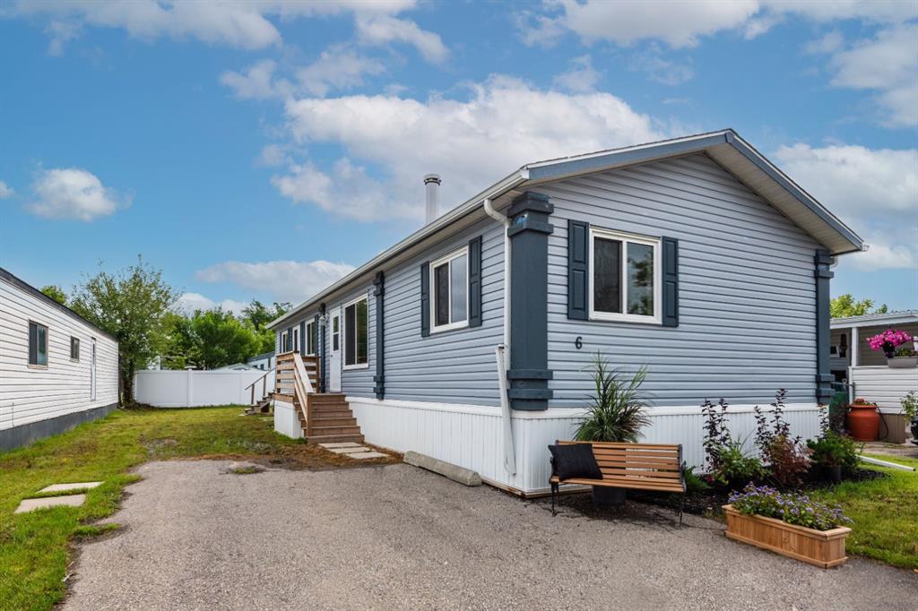 #6 6724 17 Avenue SE, Calgary, Alberta, T2A 0W5