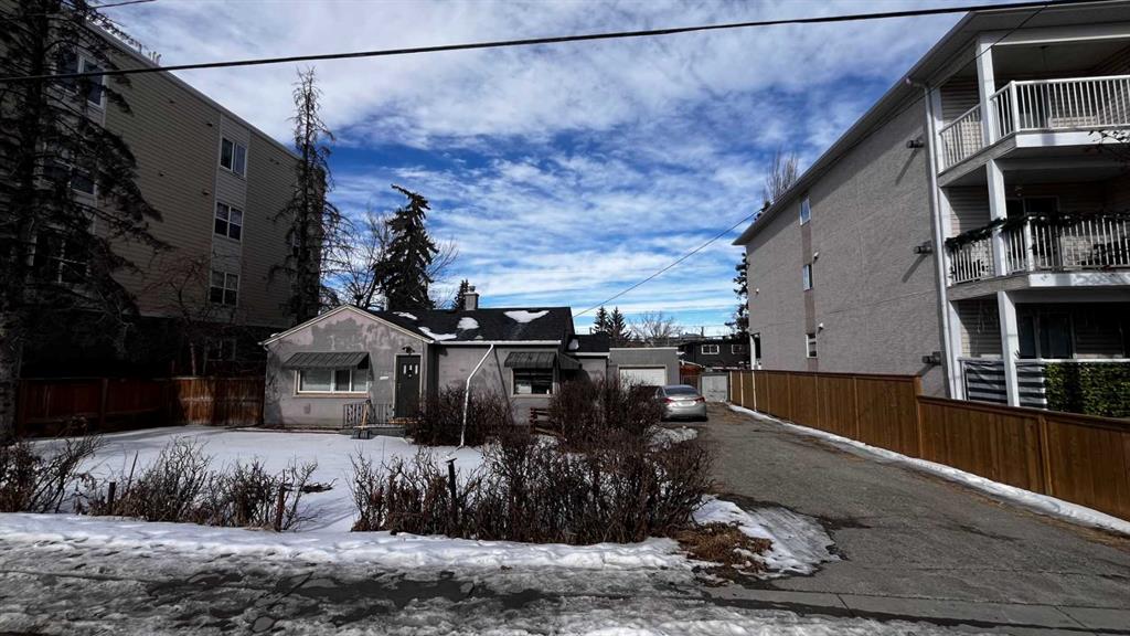 7728 Bowness Road NW, Calgary, Alberta, T3B0H1