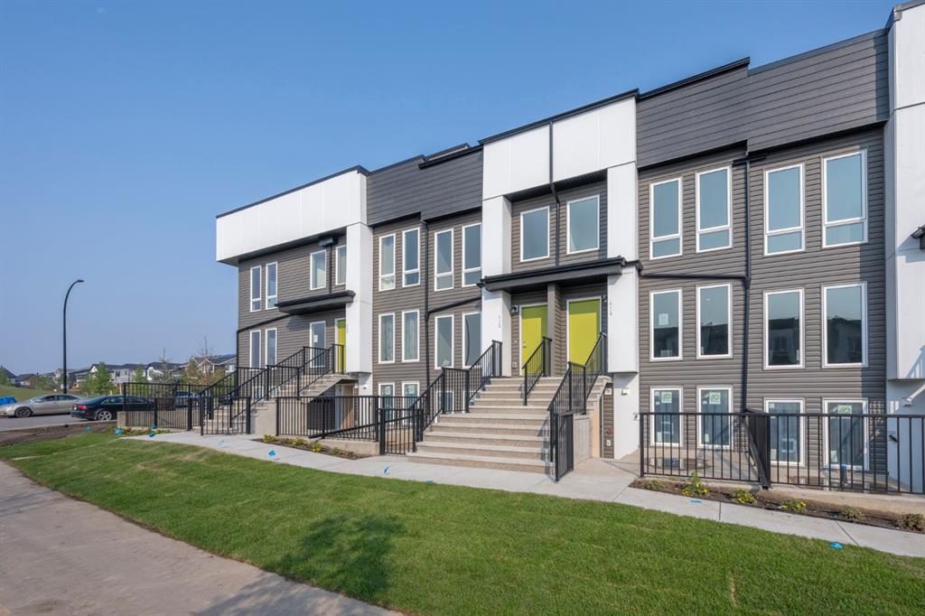 412 Seton Circle SE, Calgary, Alberta, T3M 3H1