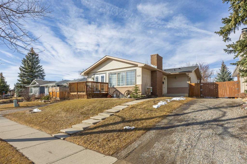 317 Banister Drive, Okotoks, Alberta, T1S 1E4