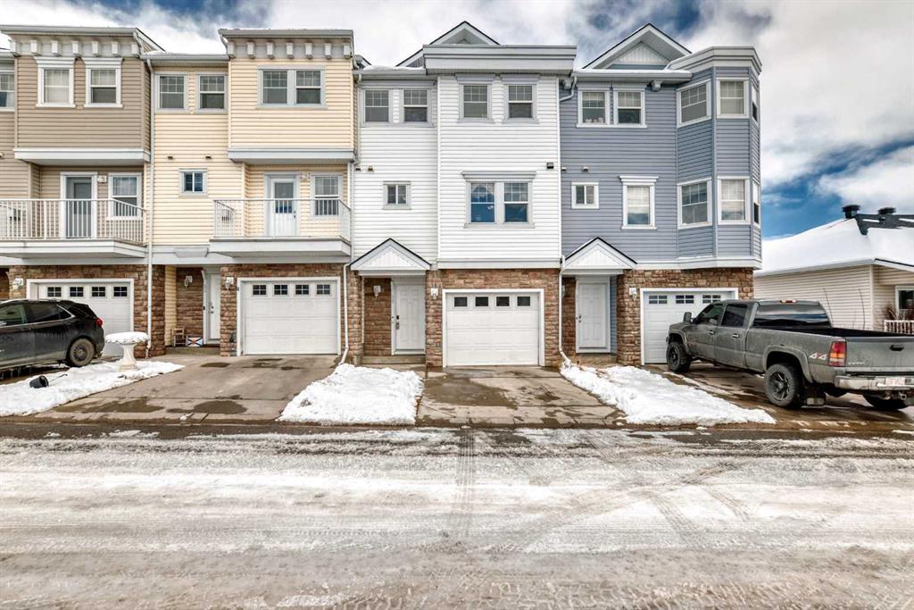 35 Tucker Circle, Okotoks, Alberta, T1S 2J6