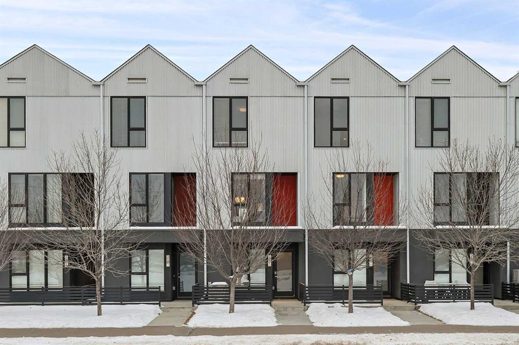 3525 69 Street NW, Calgary, Alberta, T3B 6E8