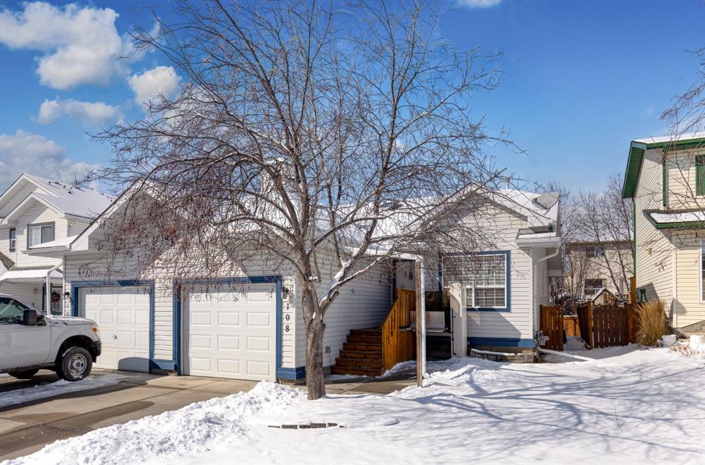 108 Quigley Close, Cochrane, Alberta, T4C 1S4