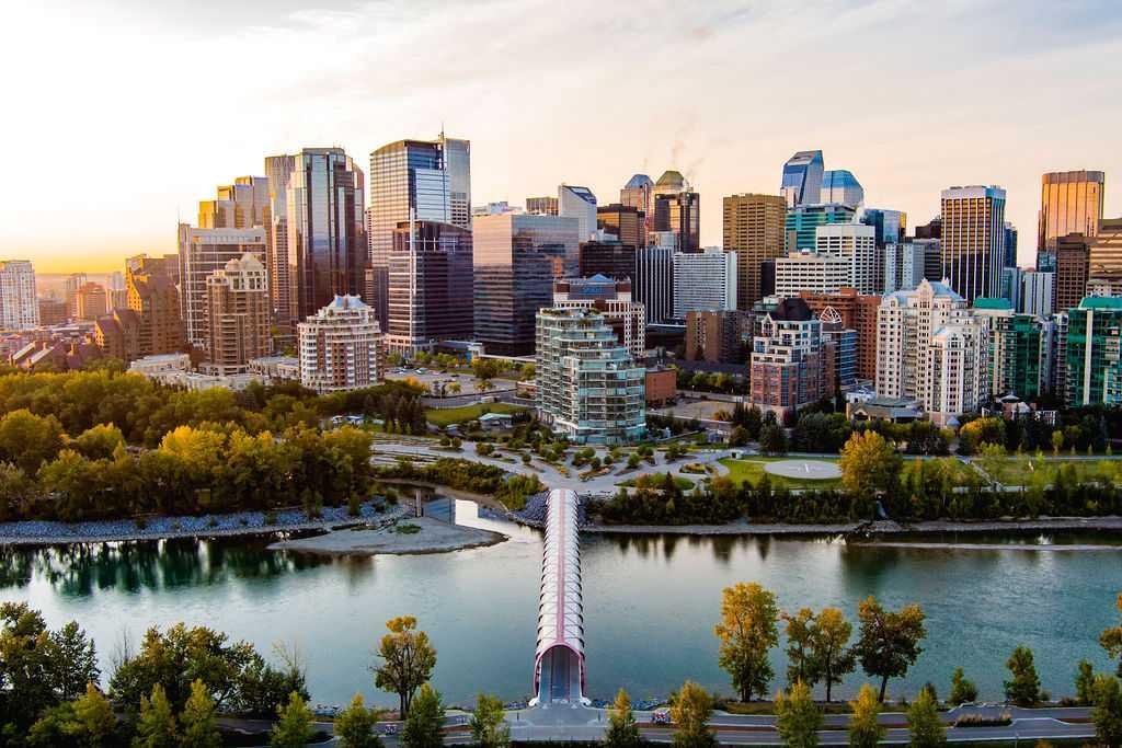 #601 738 1 Avenue SW, Calgary, Alberta, T2P 5G8