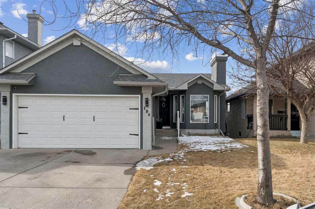 194 Martinglen Way NE, Calgary, Alberta, T3J 3L1
