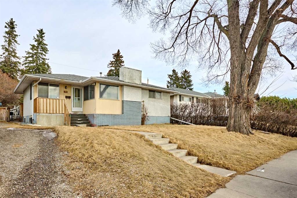 28 CORNELL Place NW, Calgary, Alberta, T2K 1V7