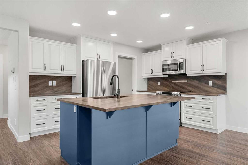 175 Kincora Crescent NW, Calgary, Alberta, T3R0N4