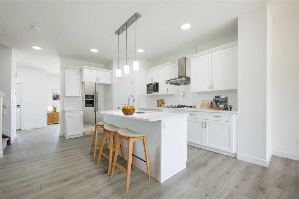 260 Clearview Court, Chestermere, Alberta, T2P 2G7