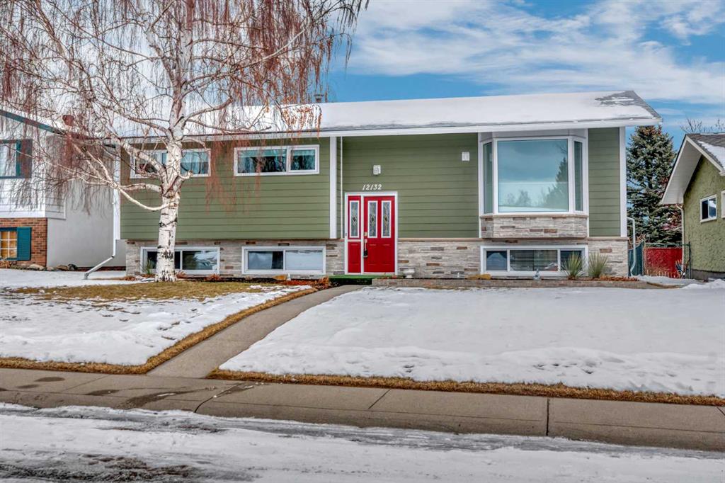 12132 Lake Waterton Crescent SE, Calgary, Alberta, T2J 2M7