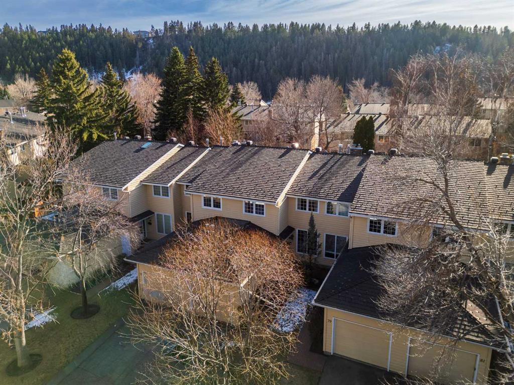 77 Point Drive NW, Calgary, Alberta, T3B 4V9