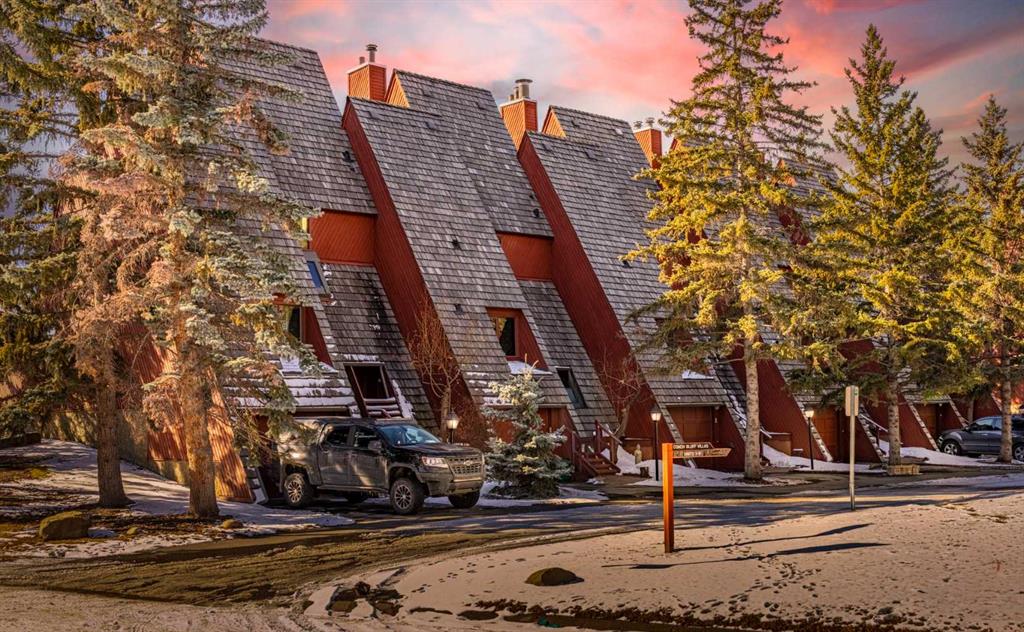 #13 828 Coach Bluff Crescent SW, Calgary, Alberta, T3H1A8