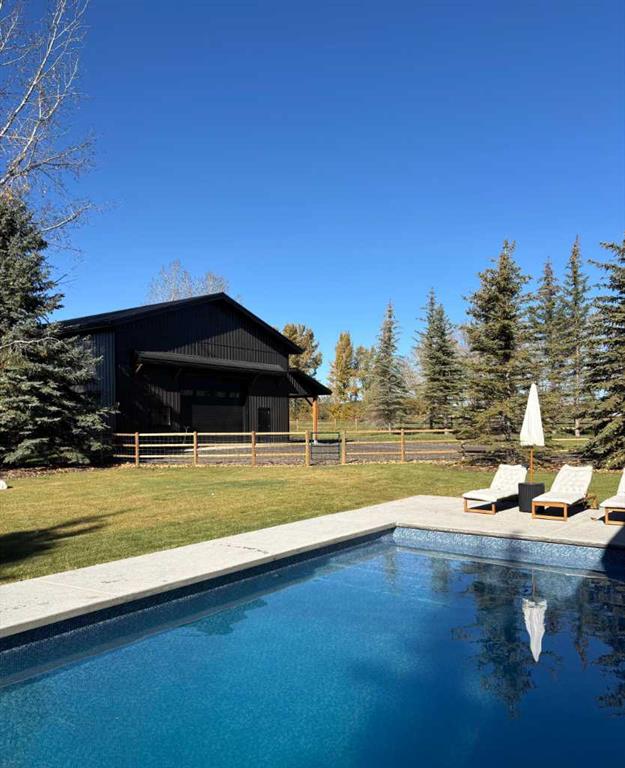 322029 8 Street E, Rural Foothills County, Alberta, T1S 3L7